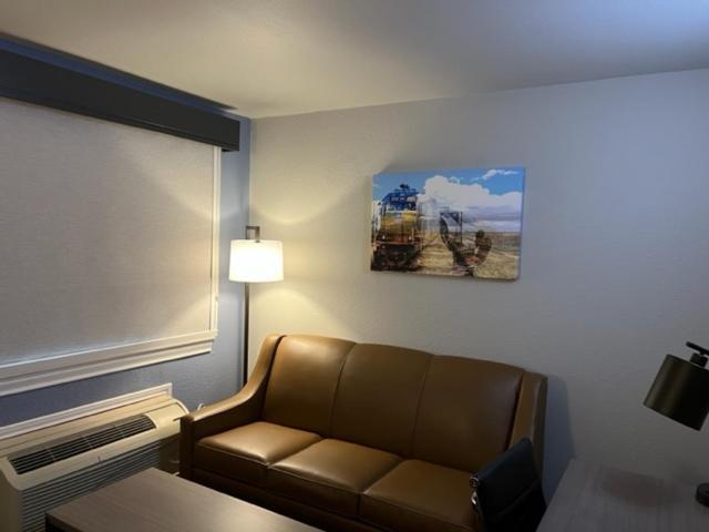 Garden Inn & Suites Hebbronville Bagian luar foto