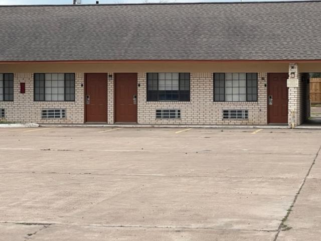 Garden Inn & Suites Hebbronville Bagian luar foto