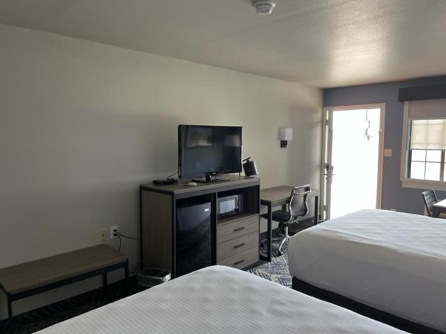 Garden Inn & Suites Hebbronville Bagian luar foto