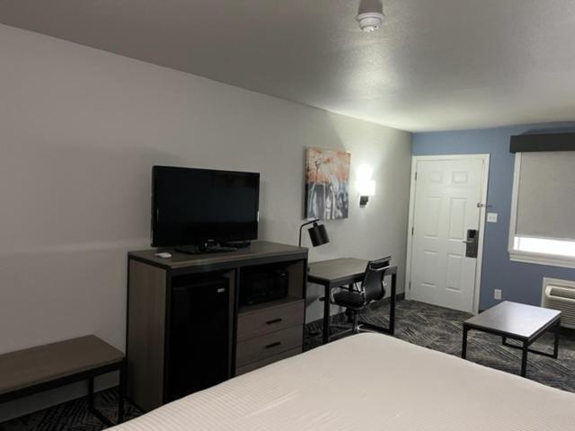 Garden Inn & Suites Hebbronville Bagian luar foto